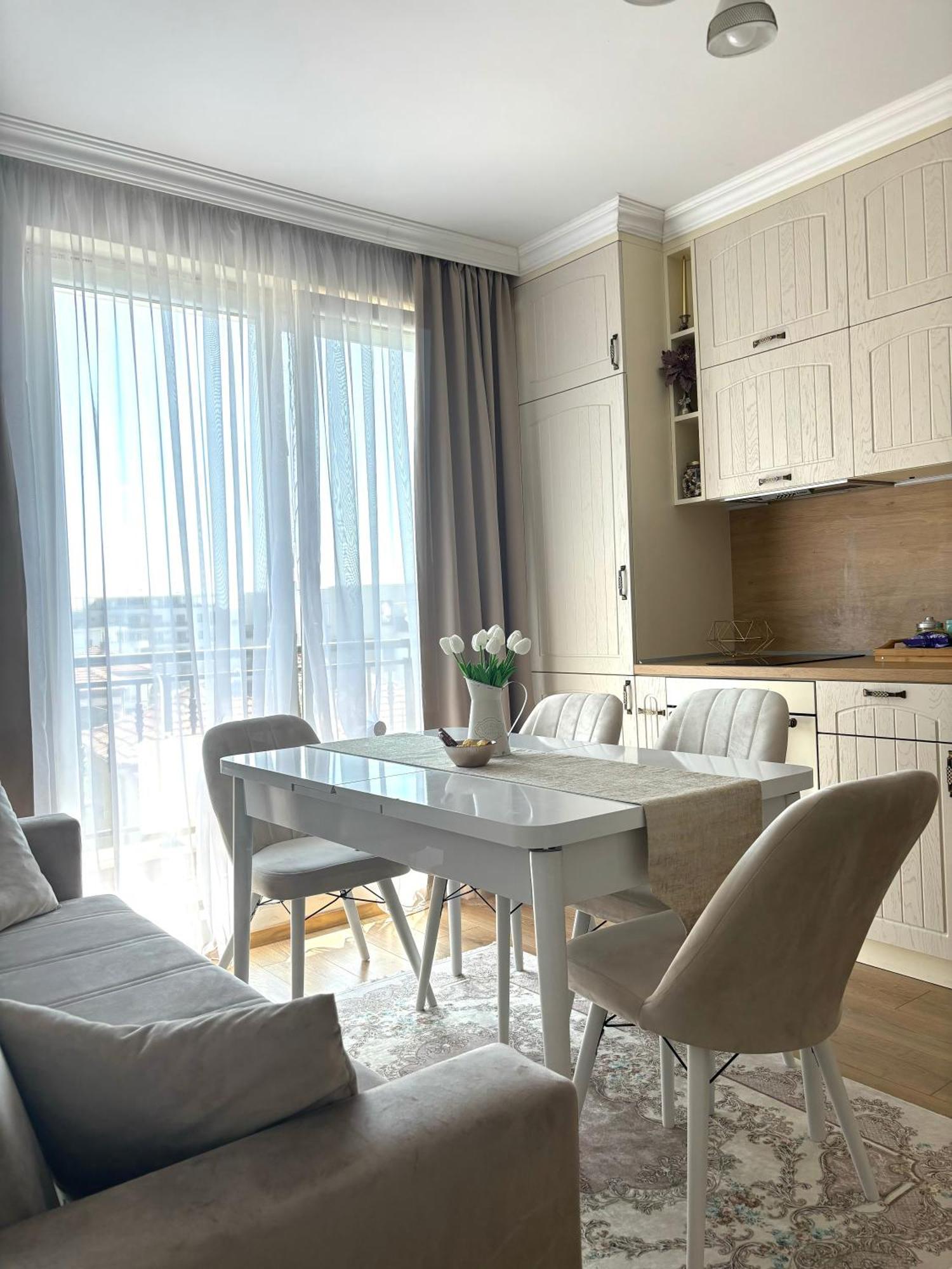 Triumph Apartment Burgas Extérieur photo