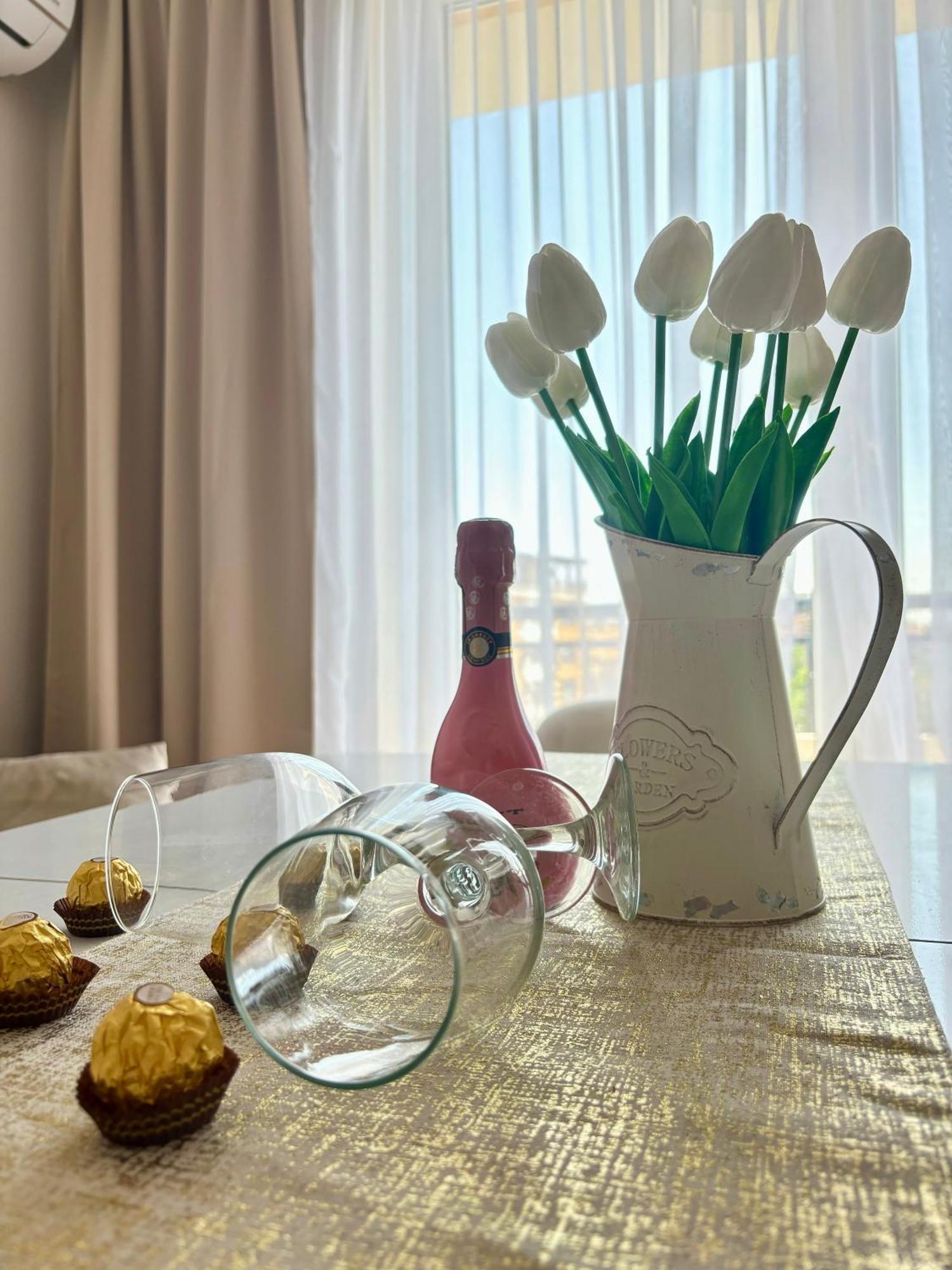 Triumph Apartment Burgas Extérieur photo
